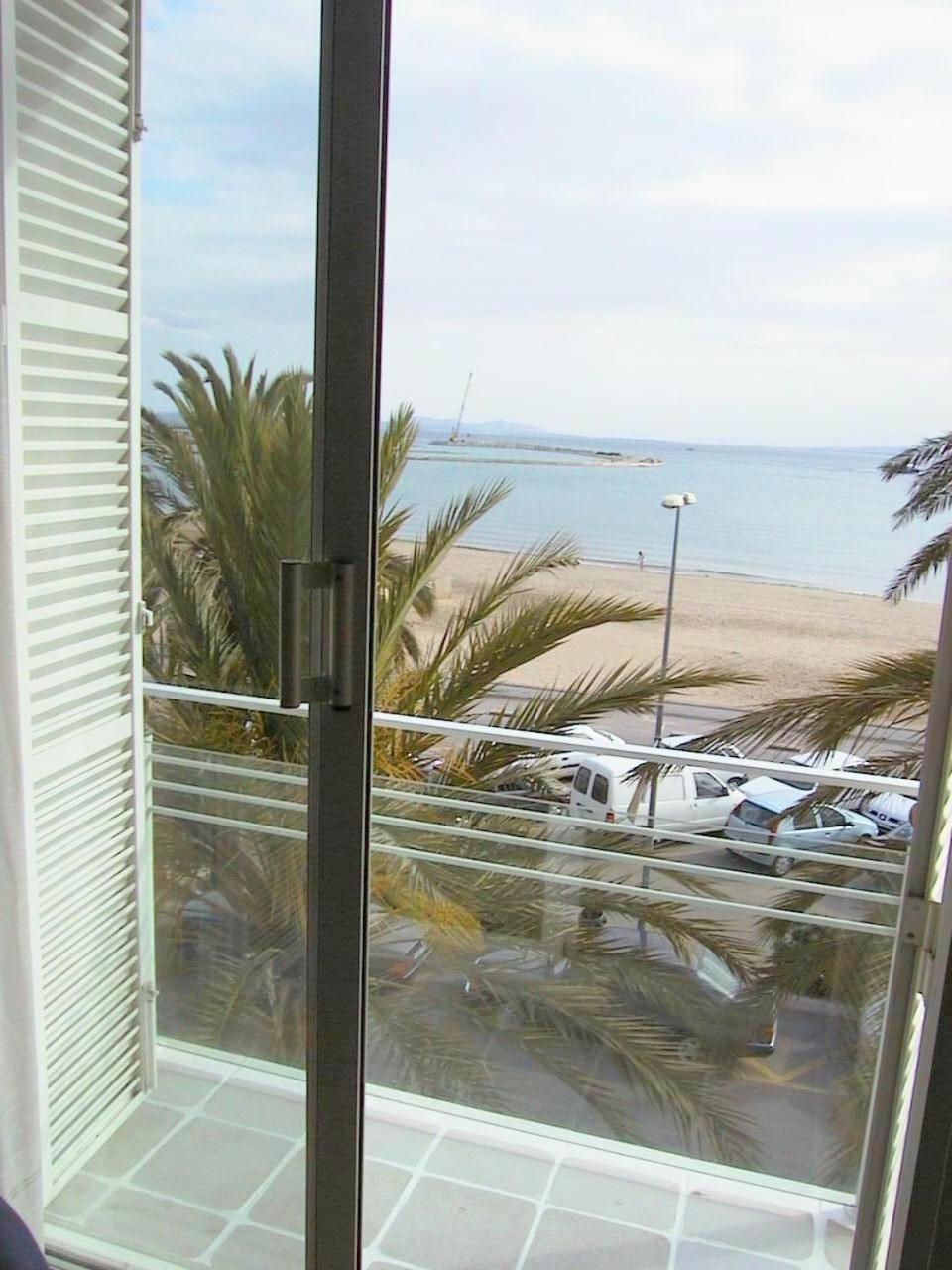 Ferienwohnung Rhode Vista Al Mar Roses Exterior foto